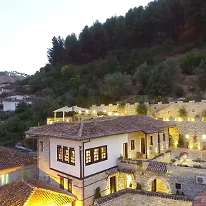 Aleksander Hotel
